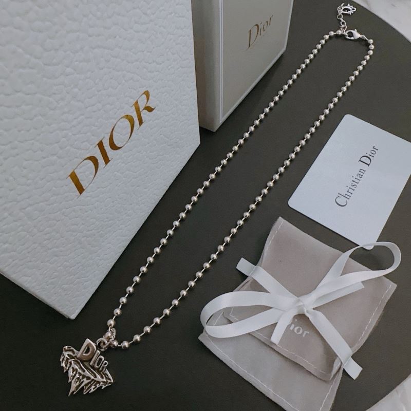 chr1st1an D10r necklaces
